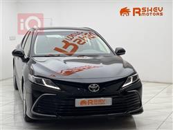 تۆیۆتا کامری